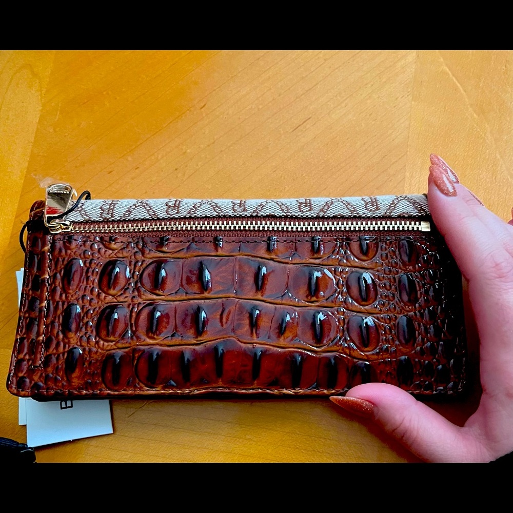Brahmin wallet new with tags
